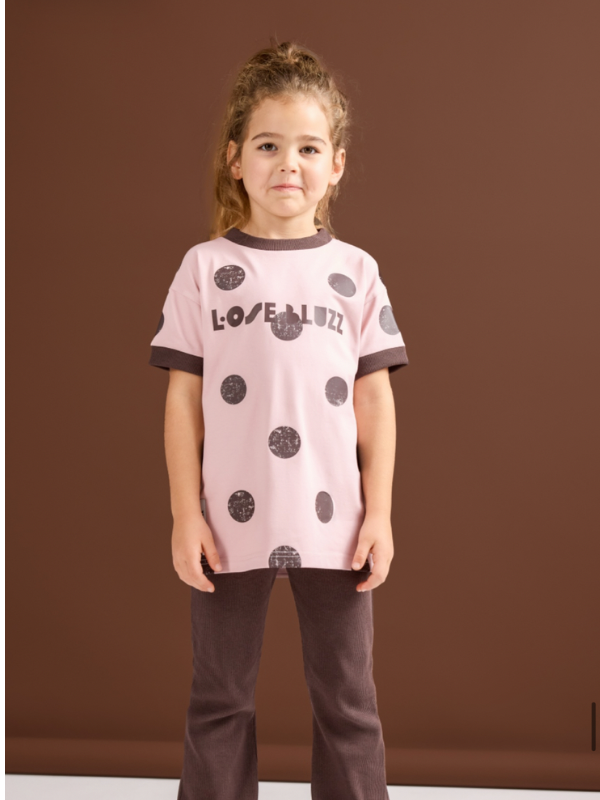 Untitled design 62 T-shirt w grochy różowy LOOSE BLUZZ - obrazek 3